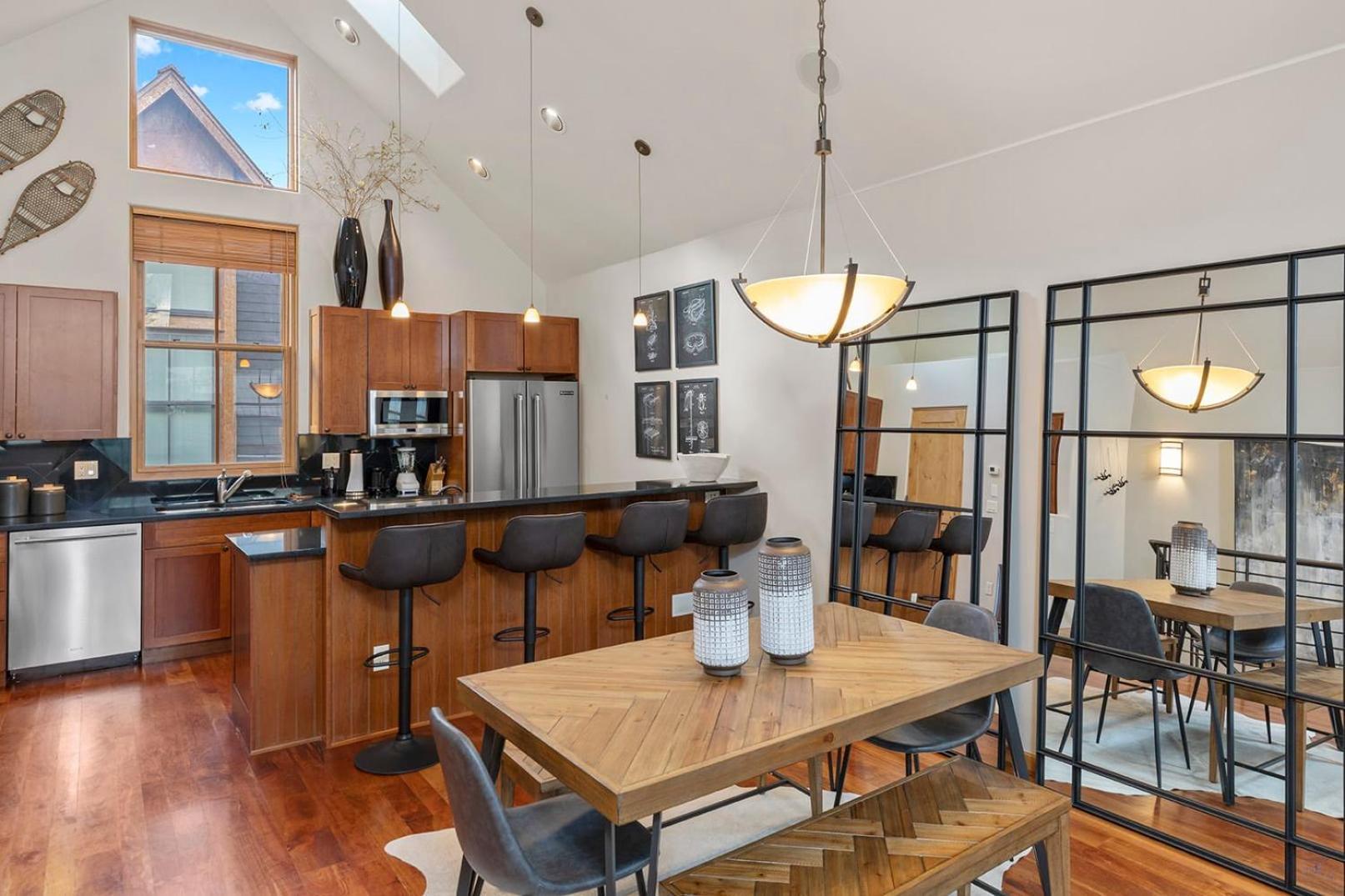 3Br 3 1 2Ba Center Of Everything New Listing On Our New Home Telluride Exterior photo